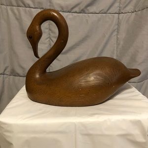Beautiful Vintage Wooden Swan Decoy (Hollow)